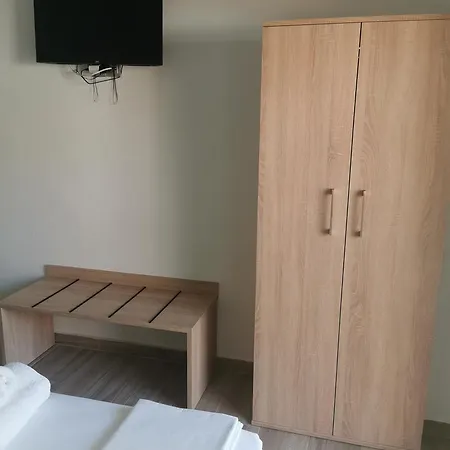 Irini's House Apartament *